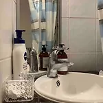 Entire Flat Located 2km From Center, Free Parking